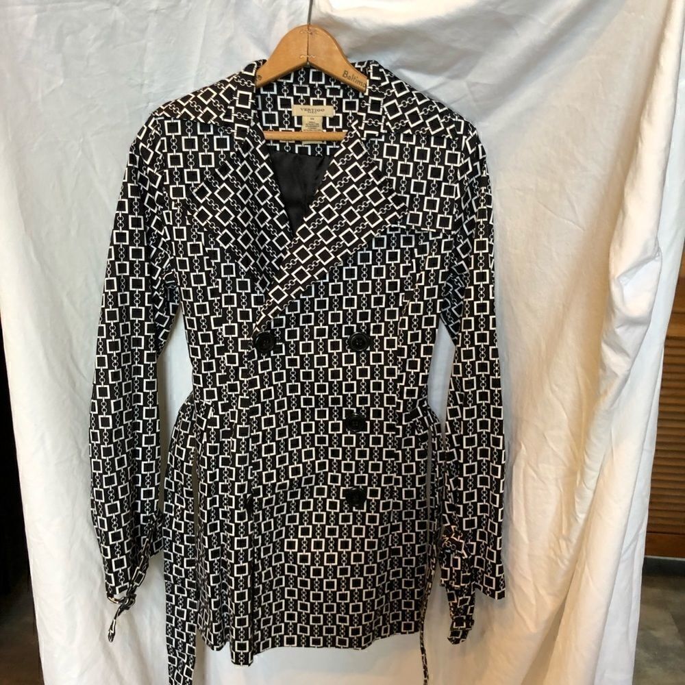 Vertigo Paris Mid Length Coat Black and White design XS
